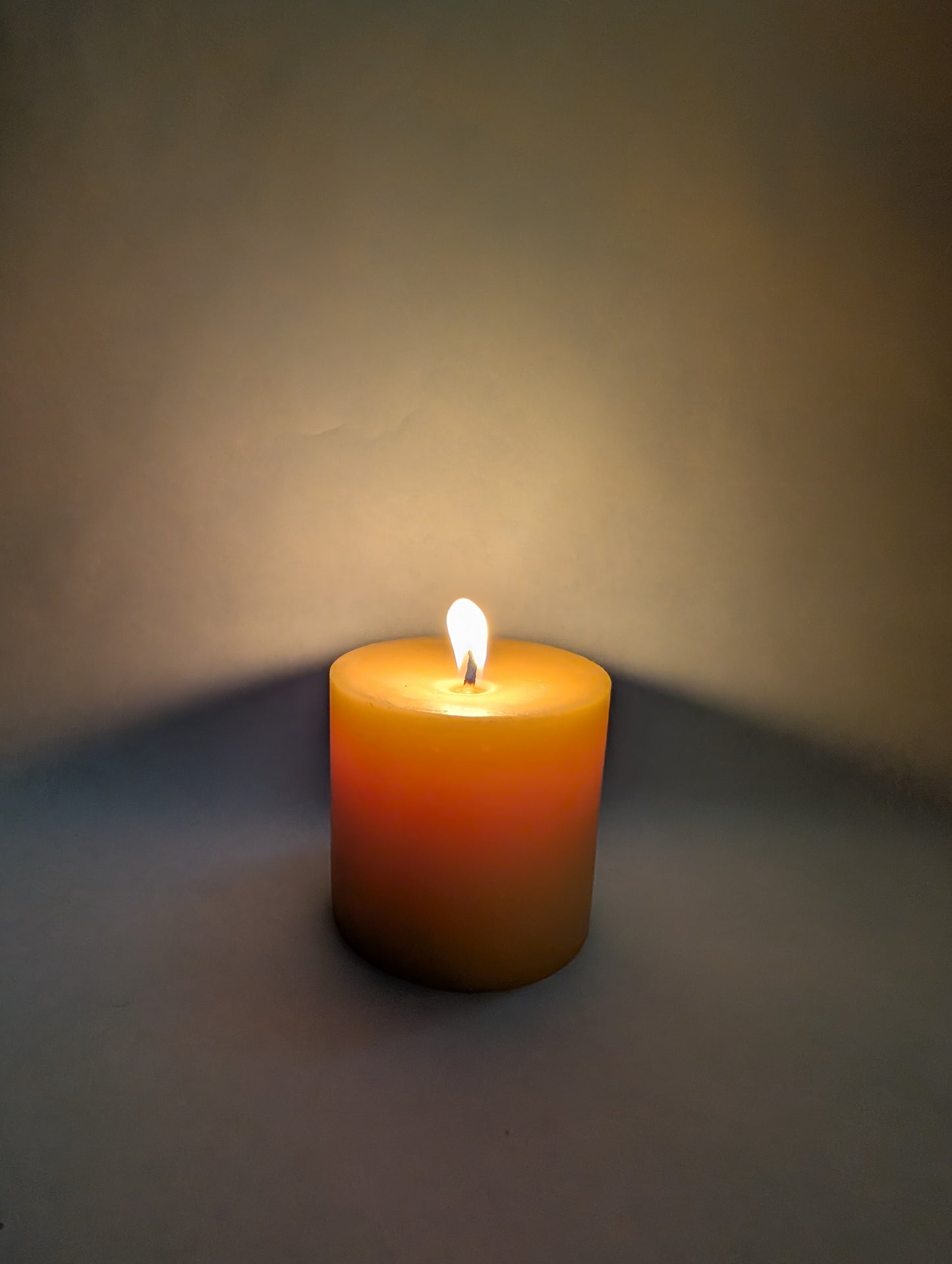 Beeswax Candles Rounds